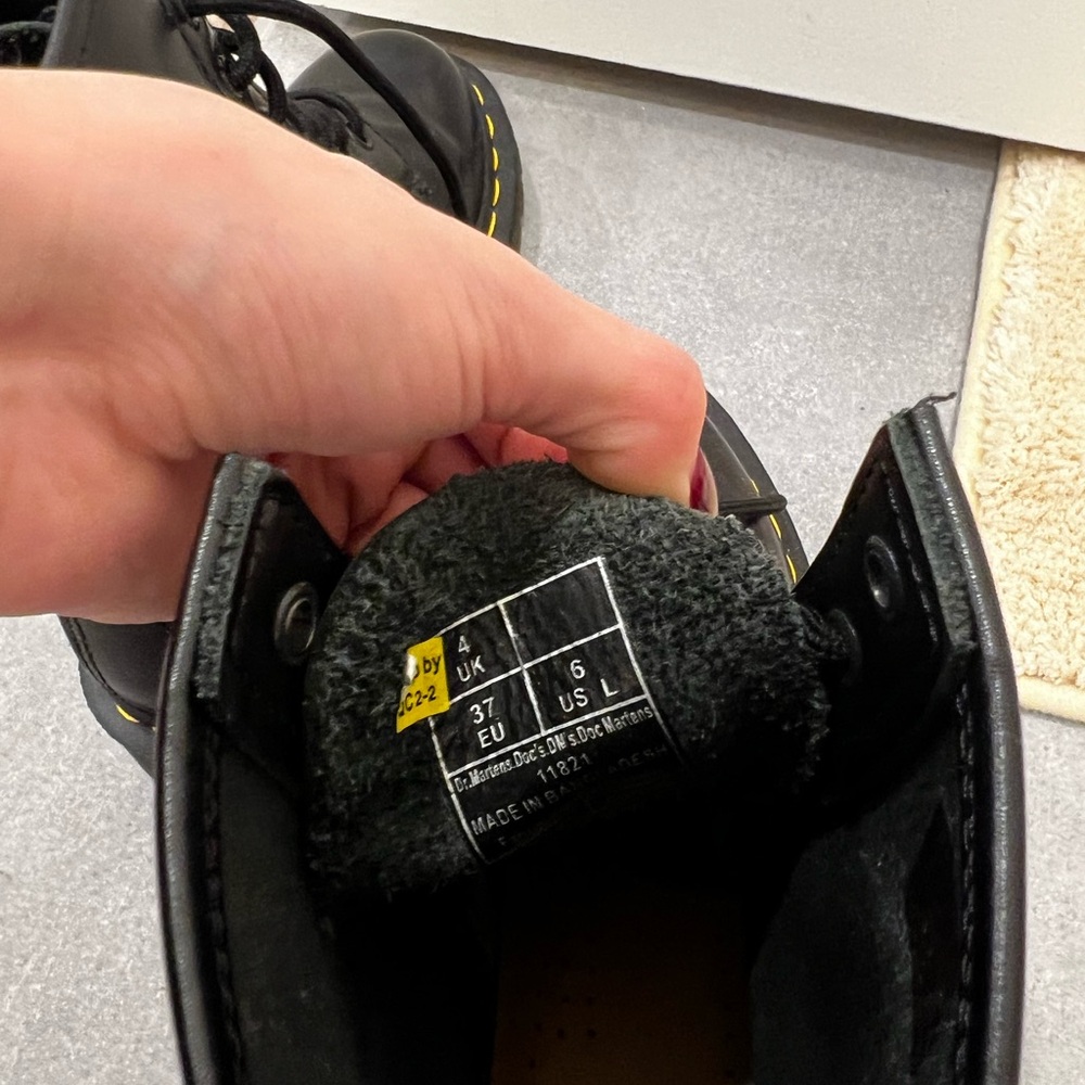 dr martens - Picture 4 of 4